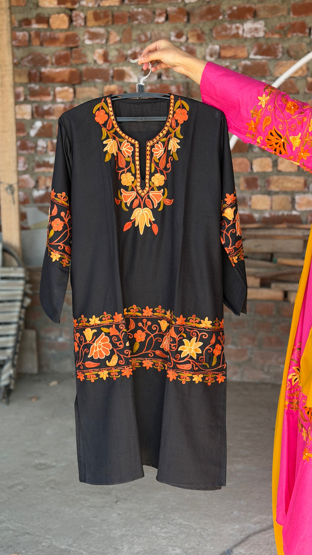 Cotton Aari Embroidered Set