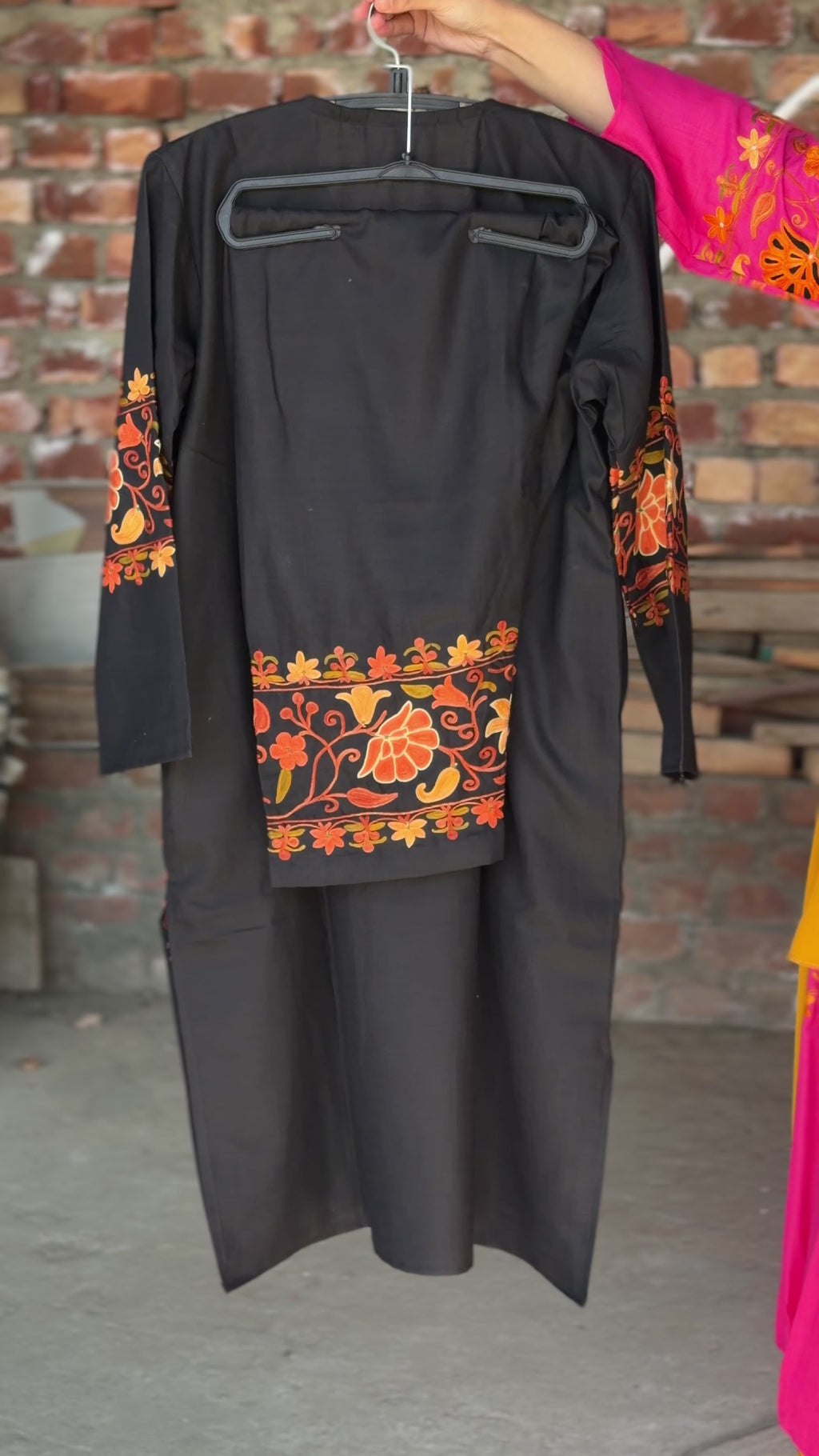 Cotton Aari Embroidered Set